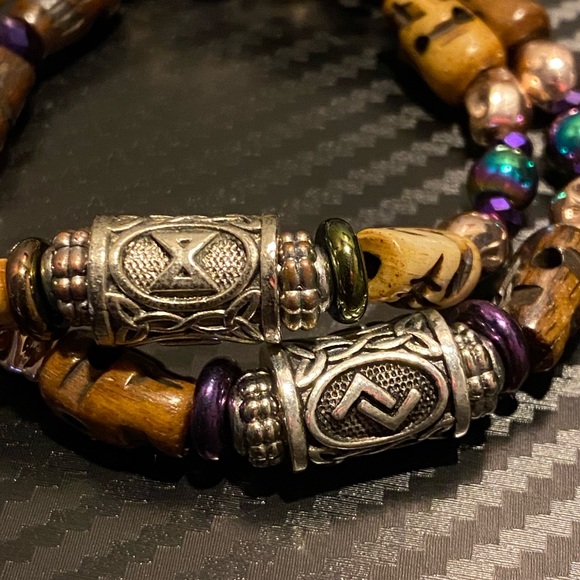 Handmade carved Yak Bone Skull Bracelet Set - Picture 2 of 4